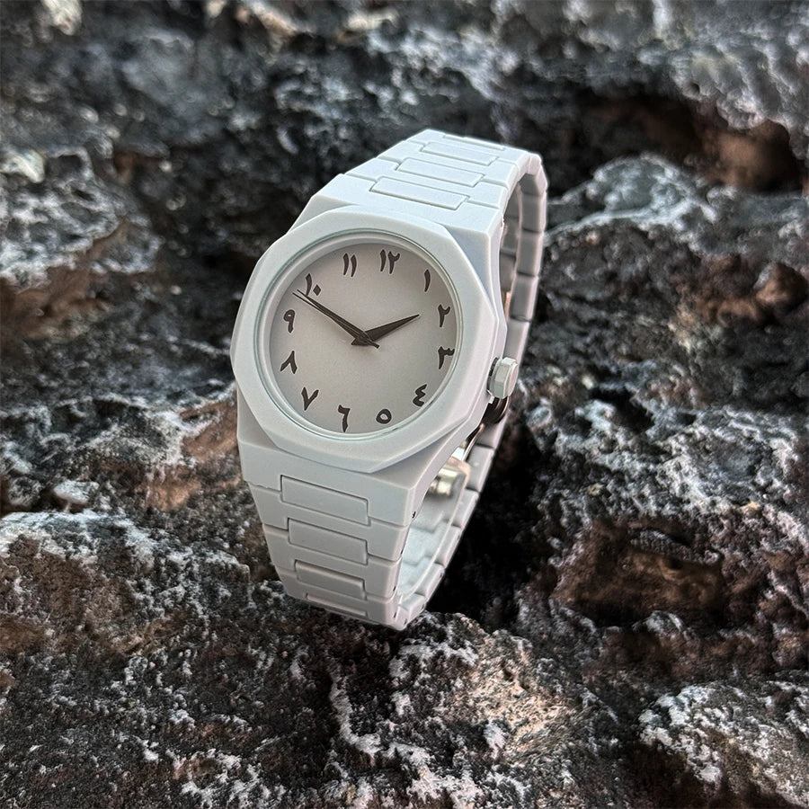 Hot sales in the Middle East high-end plastic men's watch with Arabic numerals neutral casual simple quartz watch